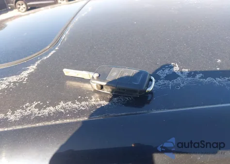 2008 Volkswagen Jetta Wolfsburg Edition z USA, uszkodzony, nr VIN 3VWRJ71K48M184975